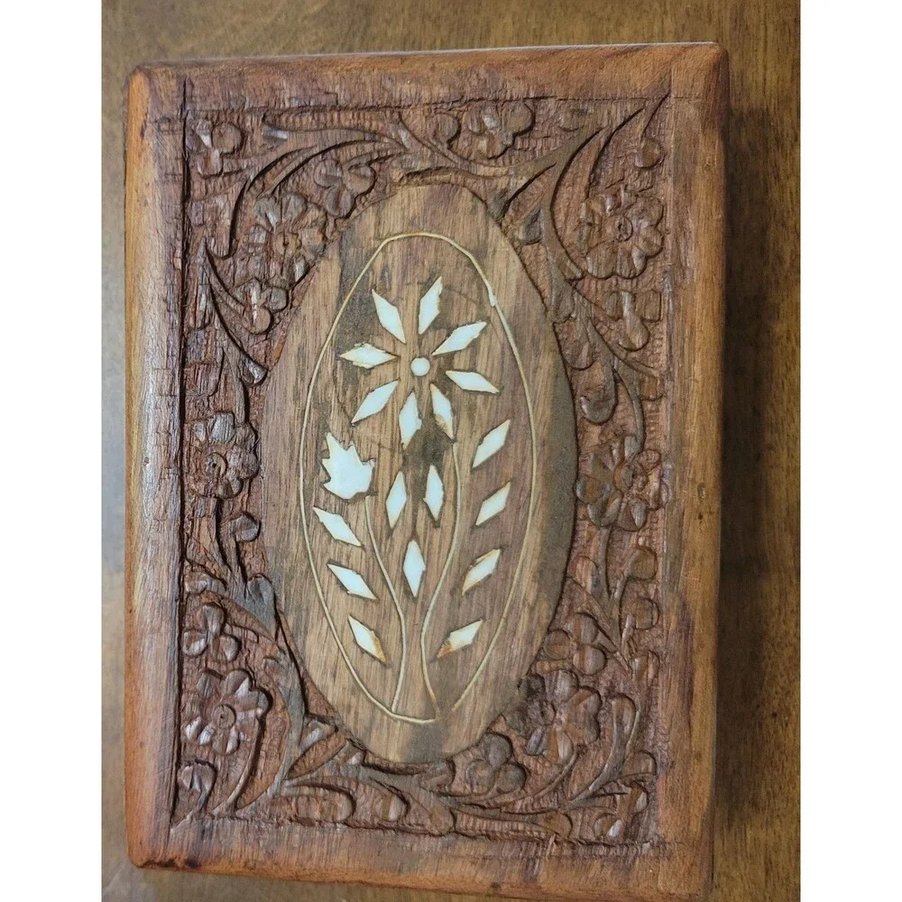 VTG PIER 1 IMPORTS HAND CARVED WOOD Jewelry Trinket Box Blue interior 5x7 Y2K